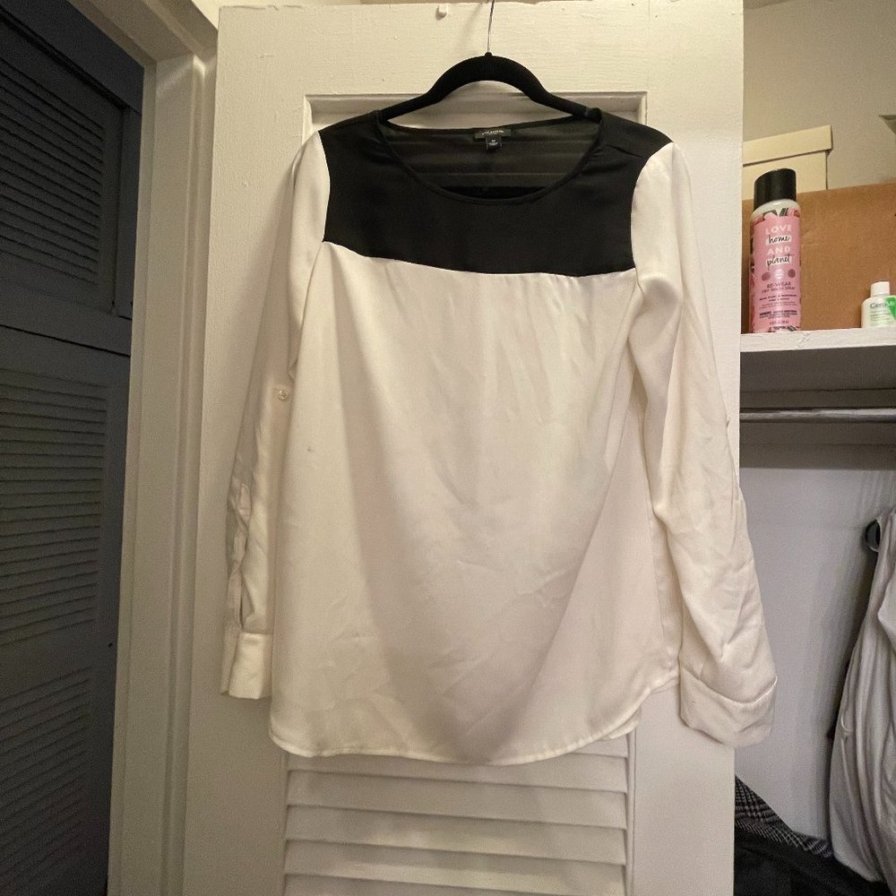 Ann Taylor long sleeve blouse